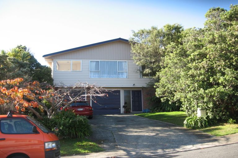 Photo of property in 7 Robson Street, Stokes Valley, Lower Hutt, 5019
