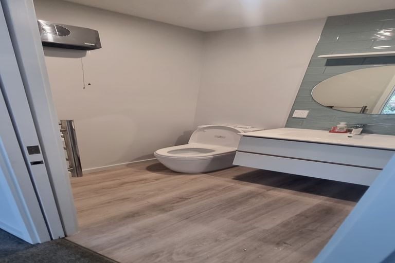 Photo of property in 412 Halswell Road, Halswell, Christchurch, 8025