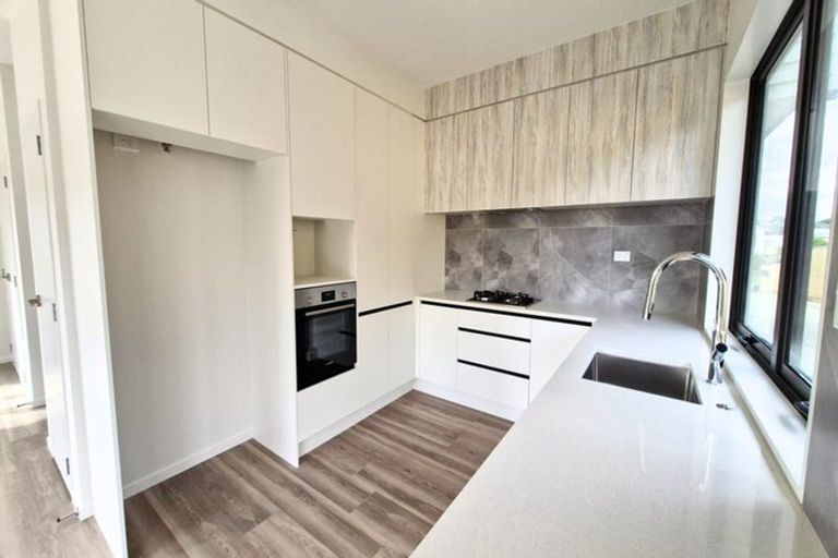 Photo of property in 90d Moire Road, Massey, Auckland, 0614