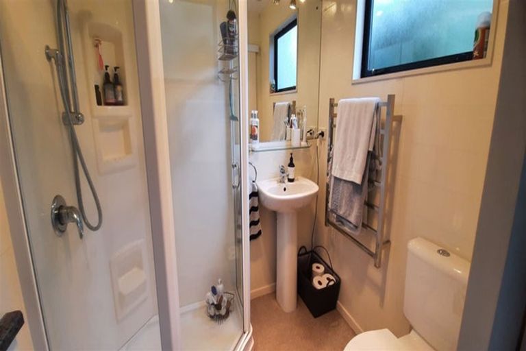 Photo of property in 71a Mcfaddens Road, St Albans, Christchurch, 8052