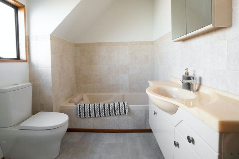 Photo of property in 3/179 Marine Parade, New Brighton, Christchurch, 8083