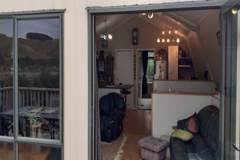 Photo of property in 97b Te Mahoe Road, Mokau, 4376