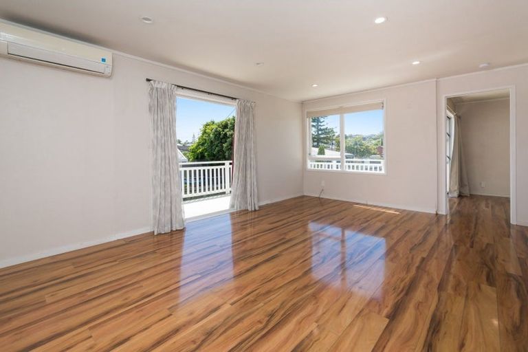Photo of property in 1/97a Nile Road, Milford, Auckland, 0620