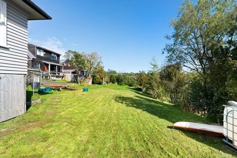 Photo of property in 147 Rosier Road, Glen Eden, Auckland, 0602