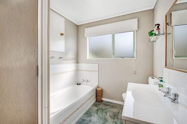 Photo of property in 6 Kestrel Heights, Arkles Bay, Whangaparaoa, 0932