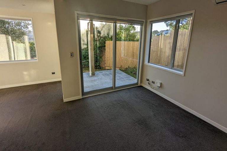 Photo of property in 77 Orangi Kaupapa Road, Northland, Wellington, 6012