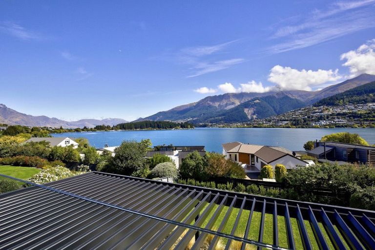 Photo of property in 513 Peninsula Road, Kelvin Heights, Queenstown, 9300