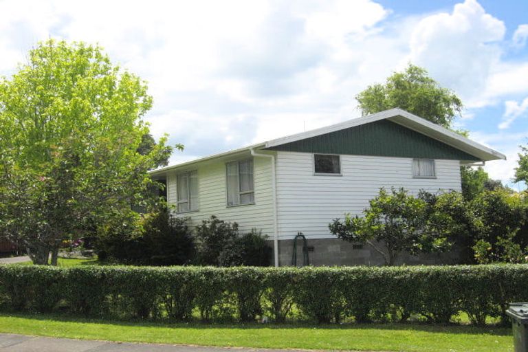 Photo of property in 4 Feasegate Street, Manurewa, Auckland, 2102