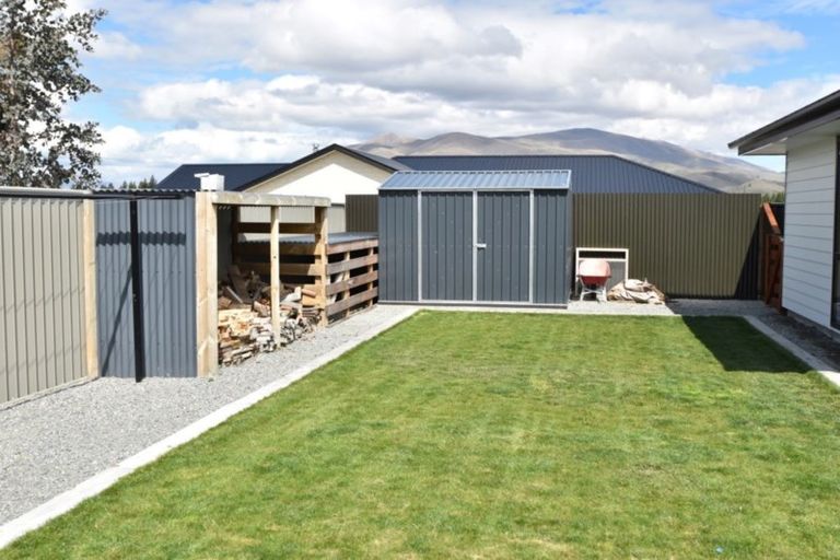 Photo of property in 13 Unwin Place, Twizel, 7901