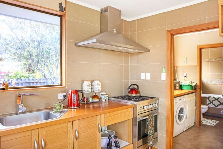 Photo of property in 11 Corbett Street, Hector, 7822