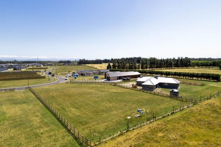 Photo of property in 67 Ridgeland Way, West Melton, 7618