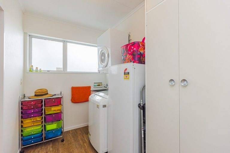 Photo of property in 48 Great North Road, Saint Johns Hill, Whanganui, 4500