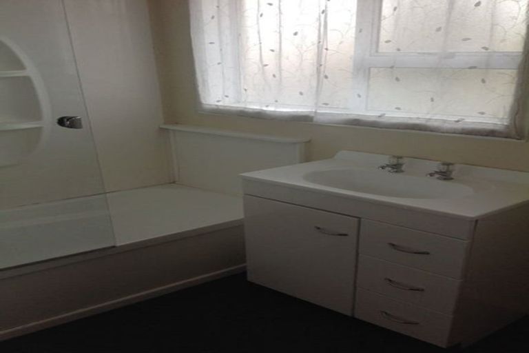 Photo of property in 2 Pearson Lane, Balclutha, 9230