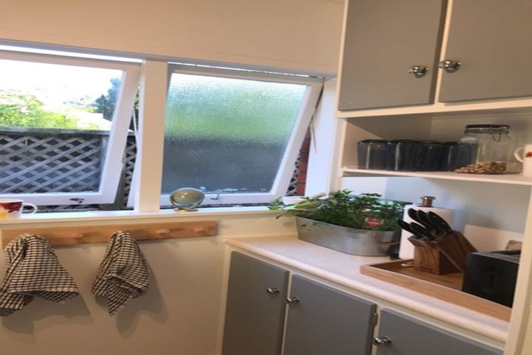 Photo of property in 2/328 Lake Road, Hauraki, Auckland, 0622