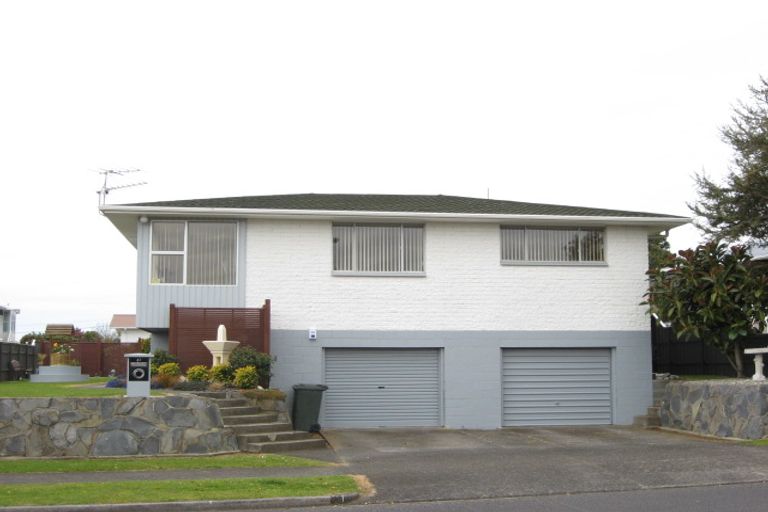 Photo of property in 47 Nevada Drive, Merrilands, New Plymouth, 4312