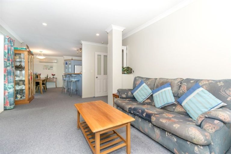 Photo of property in 38 Eclipse Rise, Flagstaff, Hamilton, 3210