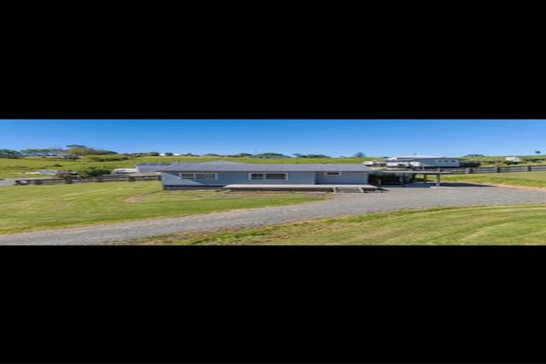 Photo of property in 28 Settlement Road, Kaiwaka, 0573