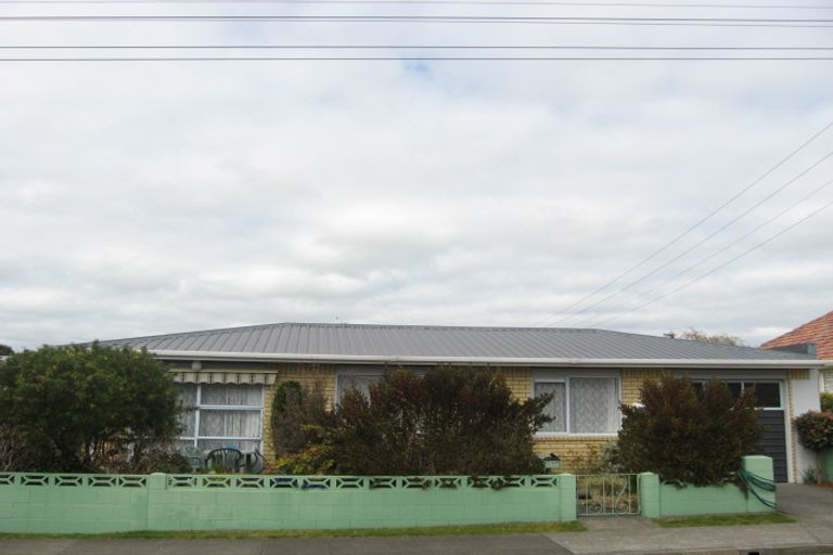 Photo of property in 17 Walsh Road, Westown, New Plymouth, 4310