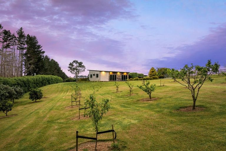 Photo of property in 620 Matakana Road, Warkworth, 0985