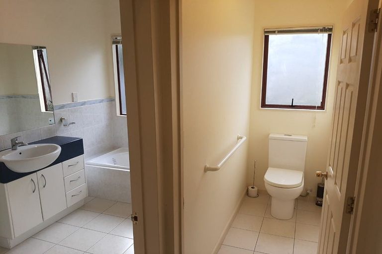 Photo of property in 93 Glendhu Road, Bayview, Auckland, 0629