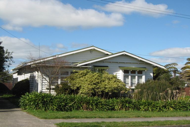 Photo of property in 13 Lyon Street, Marton, 4710