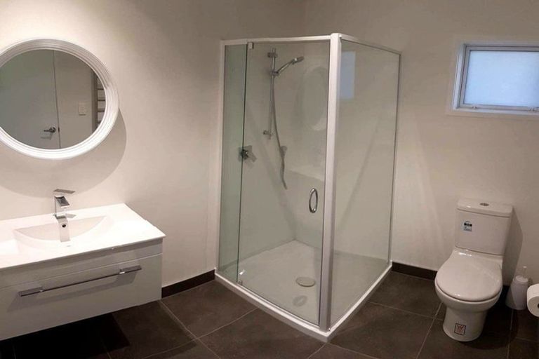 Photo of property in 99 Vandeleur Avenue, Birkdale, Auckland, 0626