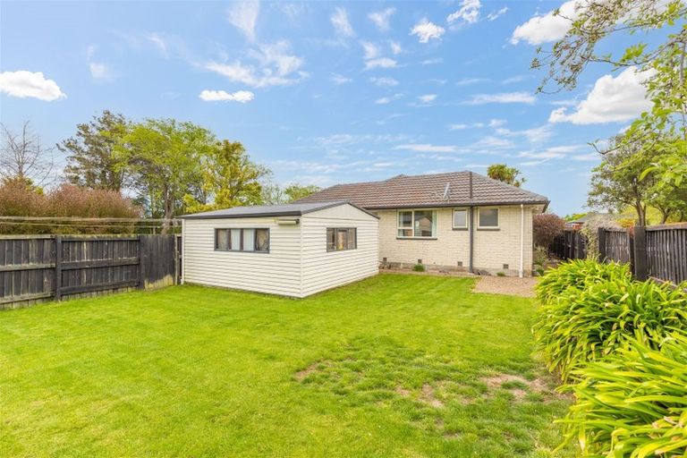 Photo of property in 102 Lowry Avenue, Redwood, Christchurch, 8051