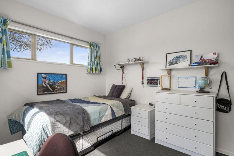 Photo of property in 16 Pukeko Place, Rangiora, 7400