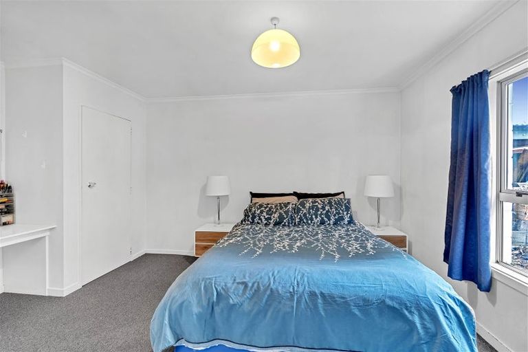 Photo of property in 101a Yaldhurst Road, Sockburn, Christchurch, 8042