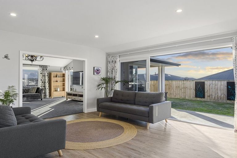 Photo of property in 24 Mervyn Place, Ohauiti, Tauranga, 3112