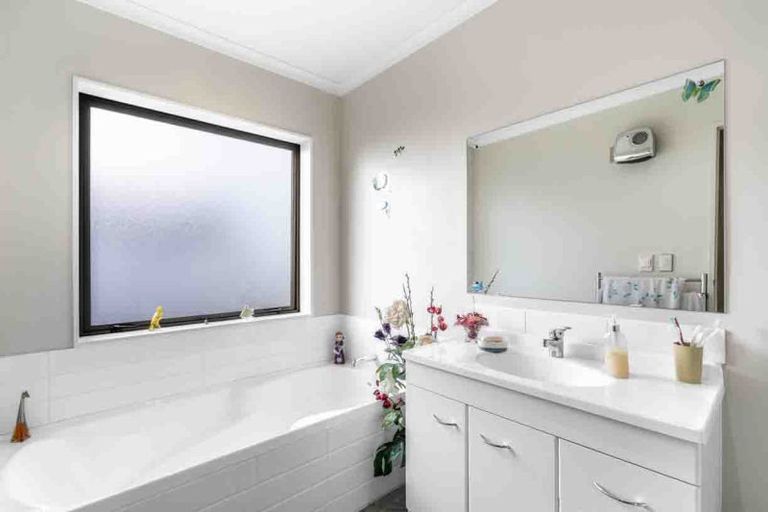 Photo of property in 128 Kew Road, Kew, Invercargill, 9812