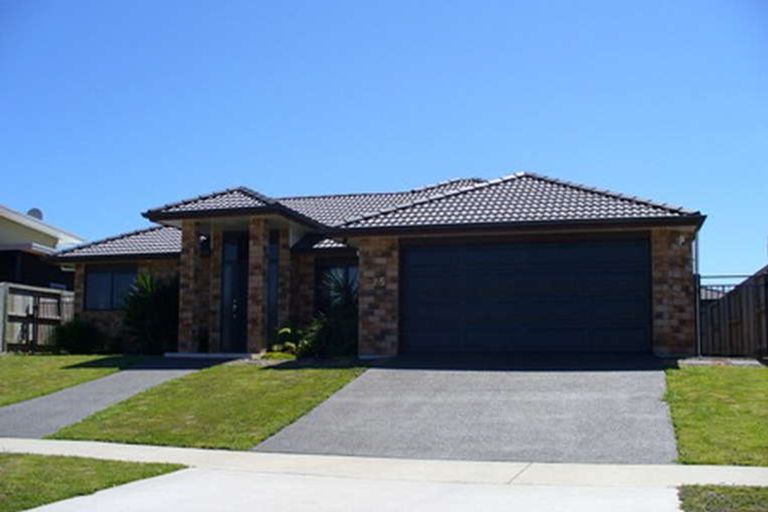 Photo of property in 25 Gibson Place, Papamoa Beach, Papamoa, 3118