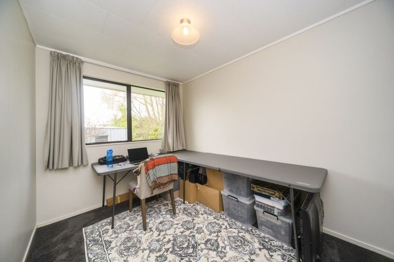 Photo of property in 34 Kowhai Street, Tokomaru, Palmerston North, 4474
