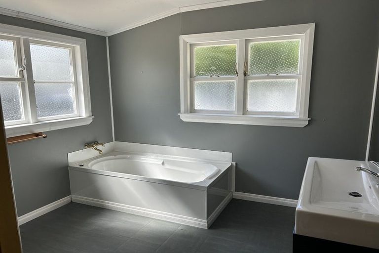 Photo of property in 3 Lett Street, Lansdowne, Masterton, 5810