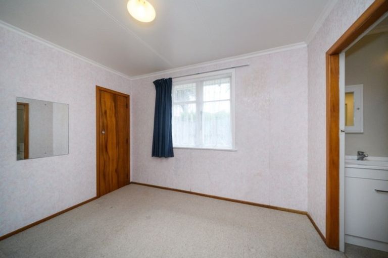 Photo of property in 4/93 Ruahine Street, Roslyn, Palmerston North, 4414