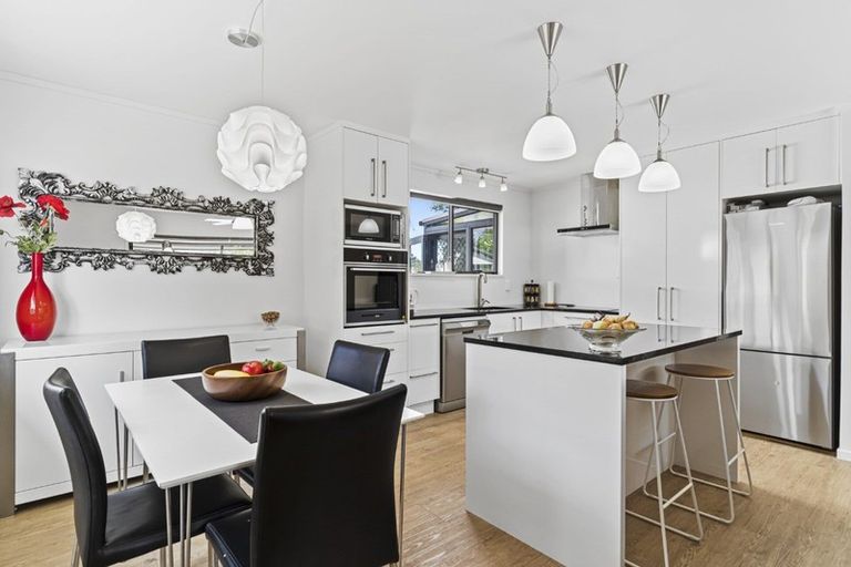 Photo of property in 19 Corinna Street, Welcome Bay, Tauranga, 3112