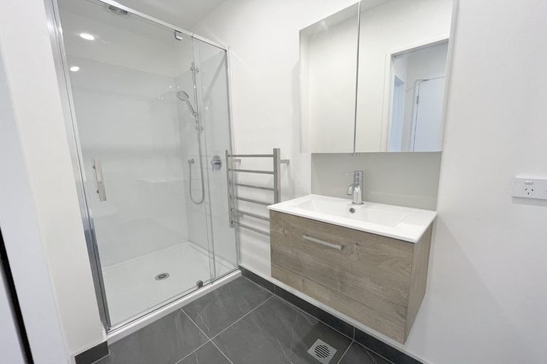 Photo of property in 6/327 Glengarry Road, Glen Eden, Auckland, 0602