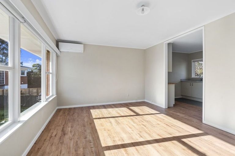Photo of property in 3/23 Evelyn Place, Hillcrest, Auckland, 0627
