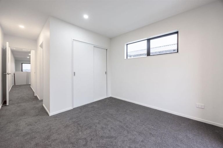 Photo of property in 51 Whare Kauri Road, Papakura, 2110