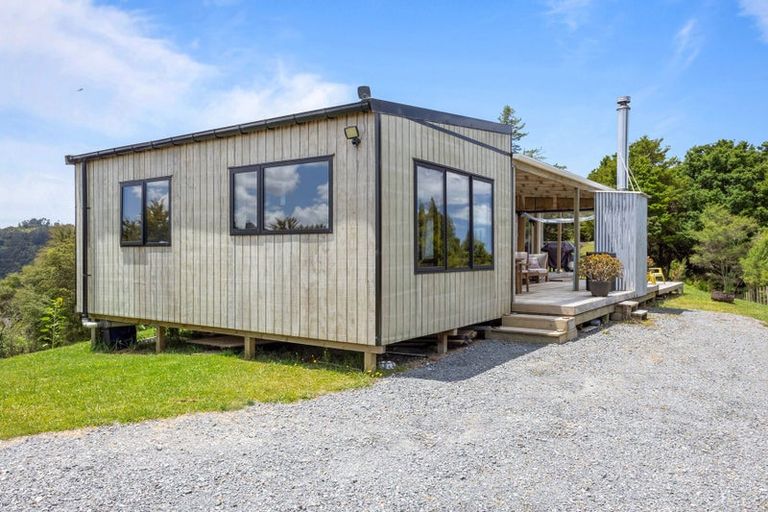 Photo of property in 24 Noakes Hill Road, Puhoi, Silverdale, 0994