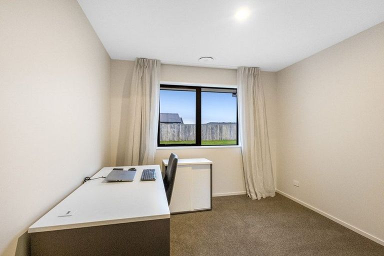 Photo of property in 66 Ridgeland Way, West Melton, 7618