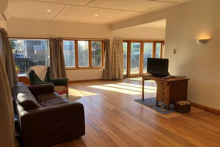 Photo of property in 1218a Papamoa Beach Road, Papamoa Beach, Papamoa, 3118