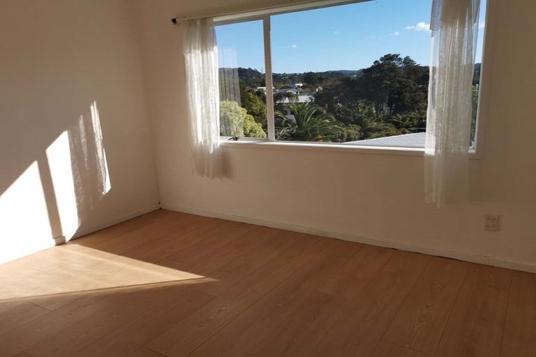 Photo of property in 1/95c Captain Scott Road, Glen Eden, Auckland, 0602