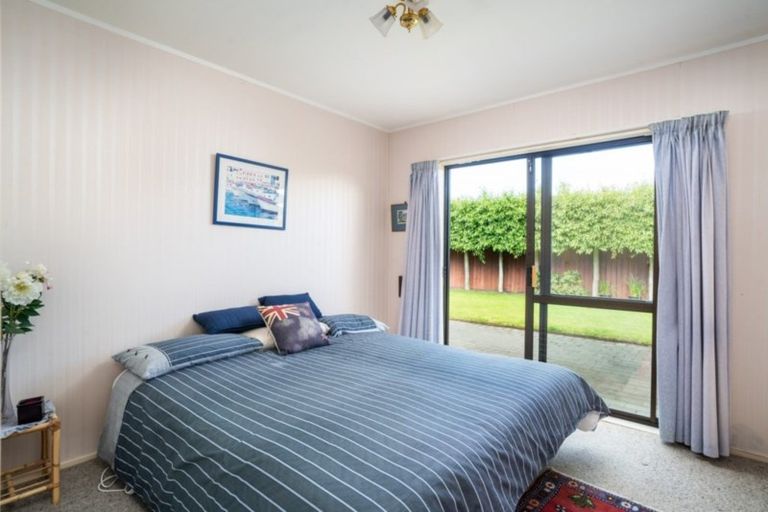 Photo of property in 87 Harvey Street, Waipahihi, Taupo, 3330