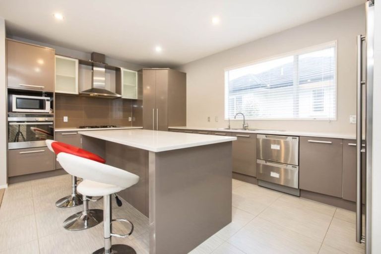 Photo of property in 22 Bellagio Way, Flat Bush, Auckland, 2019