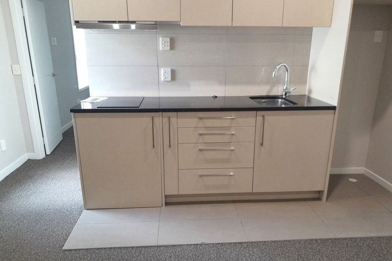 Photo of property in 6/5 Massey Avenue, Pukekohe, 2120