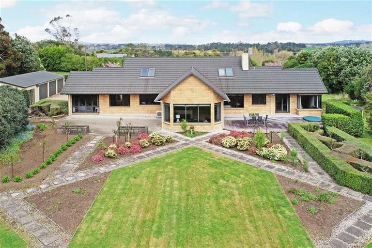 Photo of property in 162 Lewis Road, Karaka, Papakura, 2580