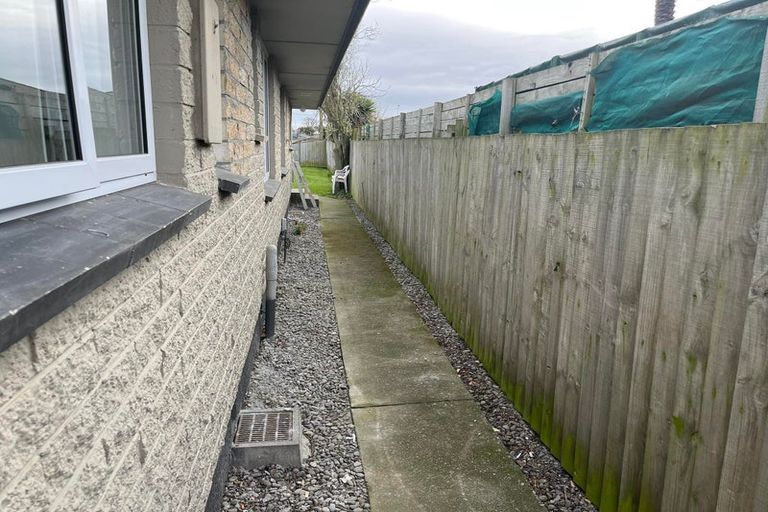 Photo of property in 1/451 Hereford Street, Linwood, Christchurch, 8011