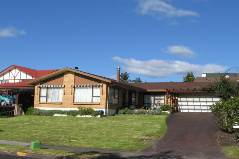 Photo of property in 7 Derrimore Heights, Clover Park, Auckland, 2019