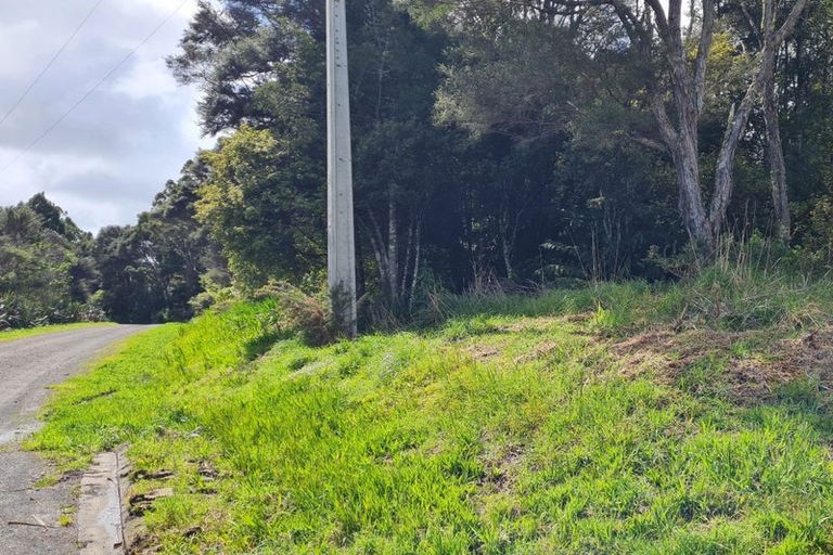 Photo of property in 92 Pinchgut Road, Kaukapakapa, 0873